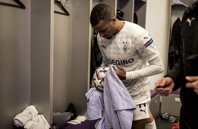 Jiuyou Sports-赛前体能课后;国际米兰内部沟通备战CBA常规赛;更衣室稳定;轮换策略成焦点的简单介绍